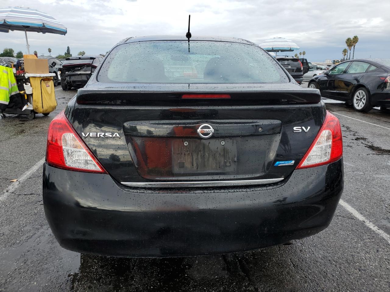2014 Nissan Versa S VIN: 3N1CN7AP0EK465562 Lot: 81468815