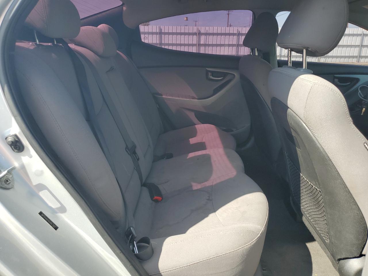 2016 Hyundai Elantra Se VIN: 5NPDH4AE4GH667047 Lot: 81706165