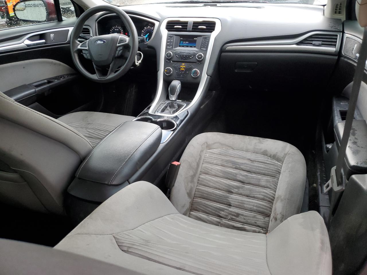 2016 Ford Fusion S VIN: 3FA6P0G78GR303830 Lot: 81014795