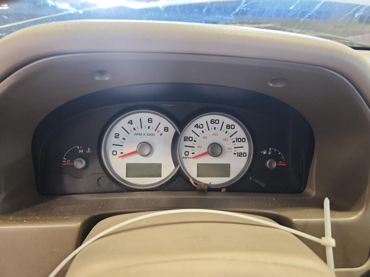 2005 Ford Escape Limited VIN: 1FMCU04125KA83247 Lot: 70686935