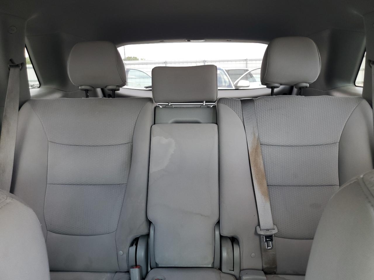 2011 Kia Sorento Base VIN: 5XYKT3A15BG051807 Lot: 80836605