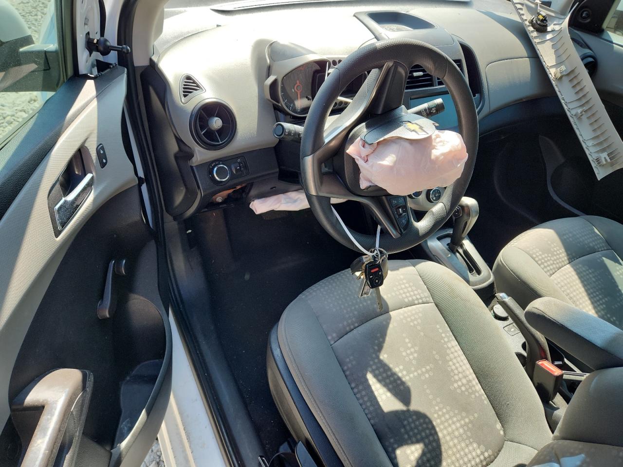 2014 Chevrolet Sonic Ls VIN: 1G1JA5SH3E4101818 Lot: 80092235