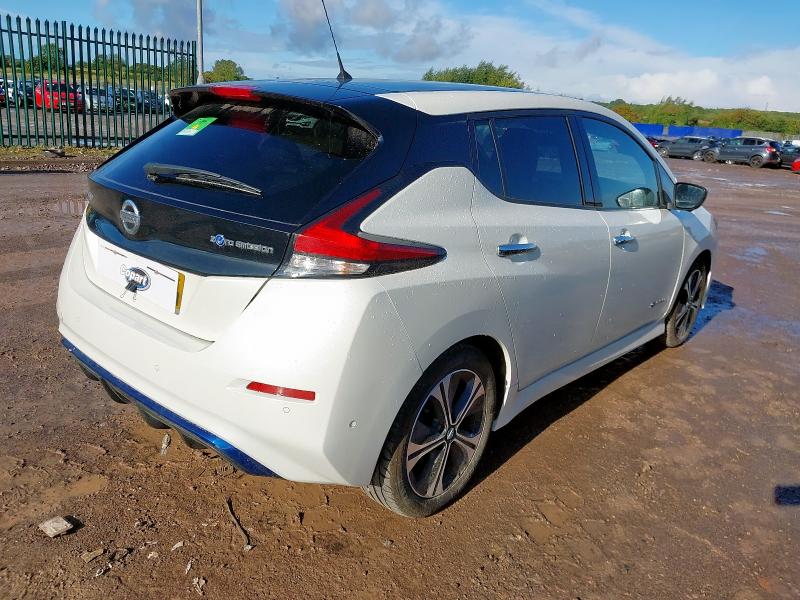 2018 NISSAN LEAF TEKNA 