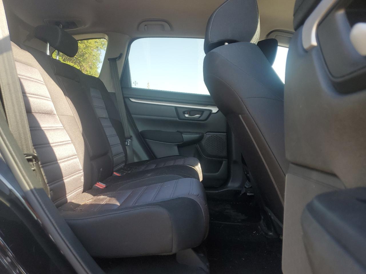2019 Honda Cr-V Lx VIN: 2HKRW1H39KH001390 Lot: 71717845
