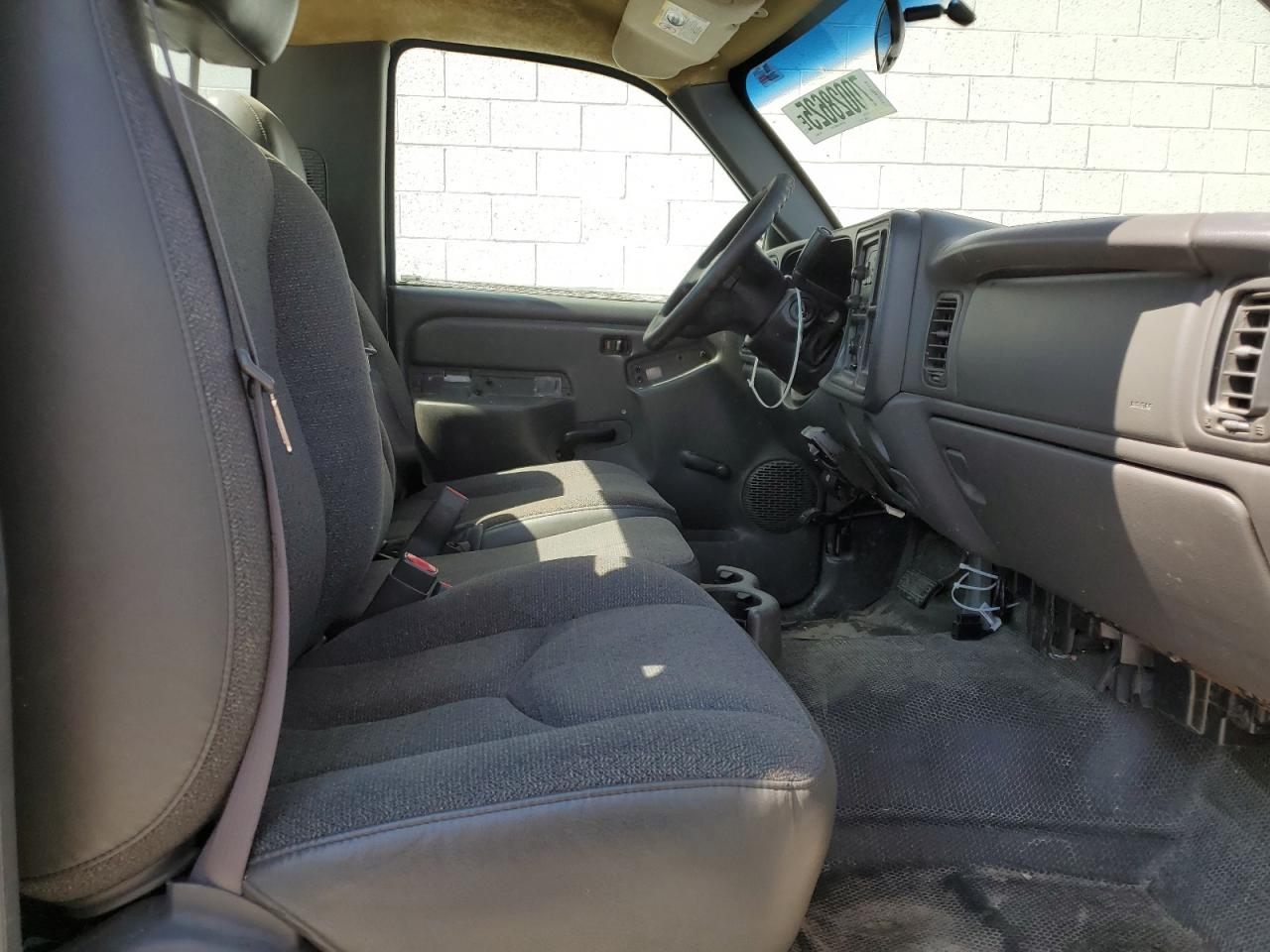 2003 Chevrolet Silverado C2500 Heavy Duty VIN: 1GCHC24U33E306474 Lot: 70028625