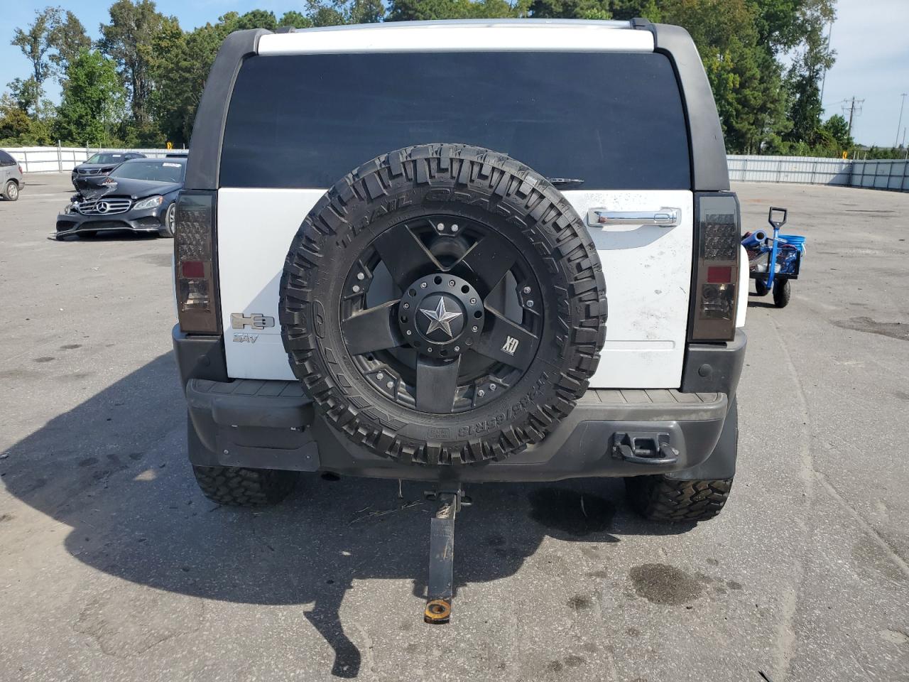 2008 Hummer H3 VIN: 5GTEN13E988153230 Lot: 82162495