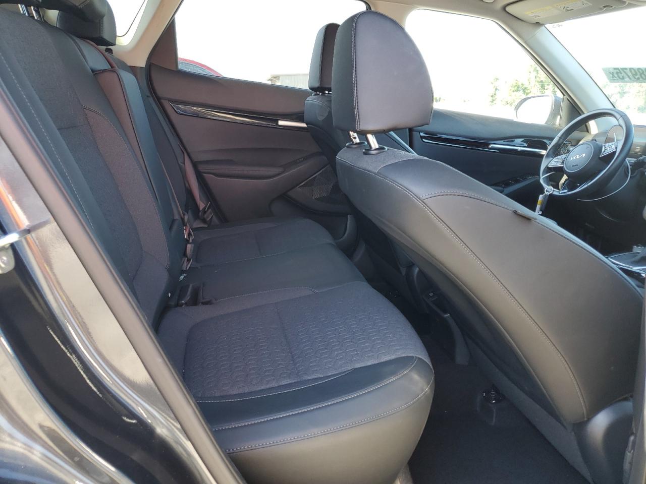 2024 Kia Seltos S VIN: KNDEU2AA0R7662128 Lot: 80828975