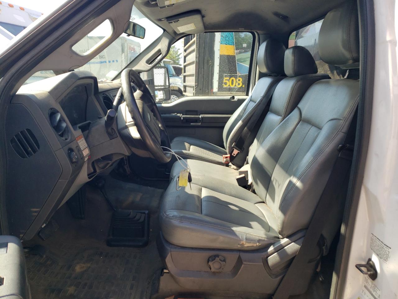 2016 Ford F550 Super Duty VIN: 1FDUF5HY3GEA17004 Lot: 80789385