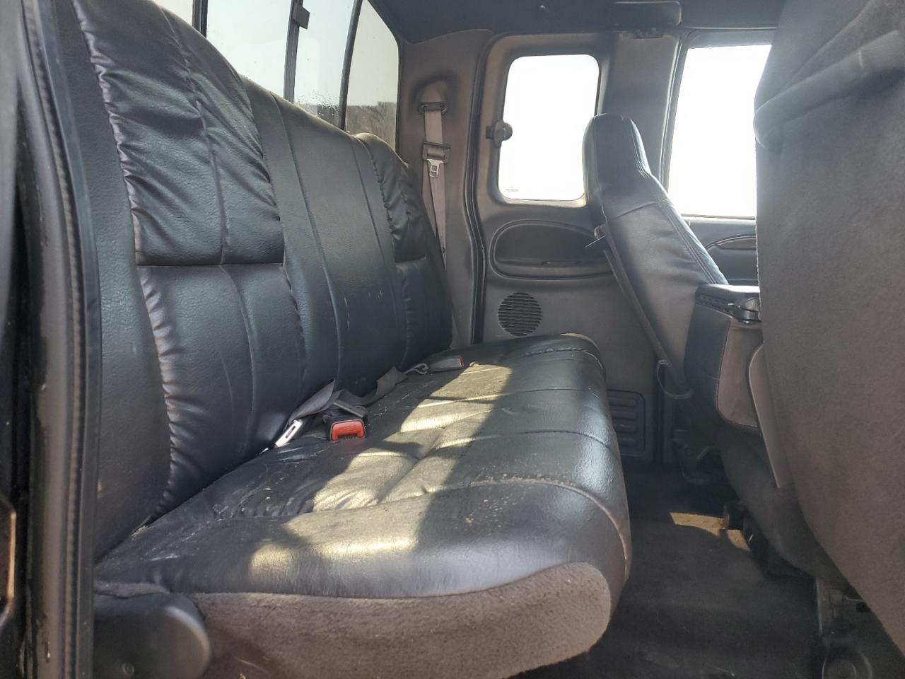 2001 Dodge Ram 2500 VIN: 1B7KF23631J196532 Lot: 71097755