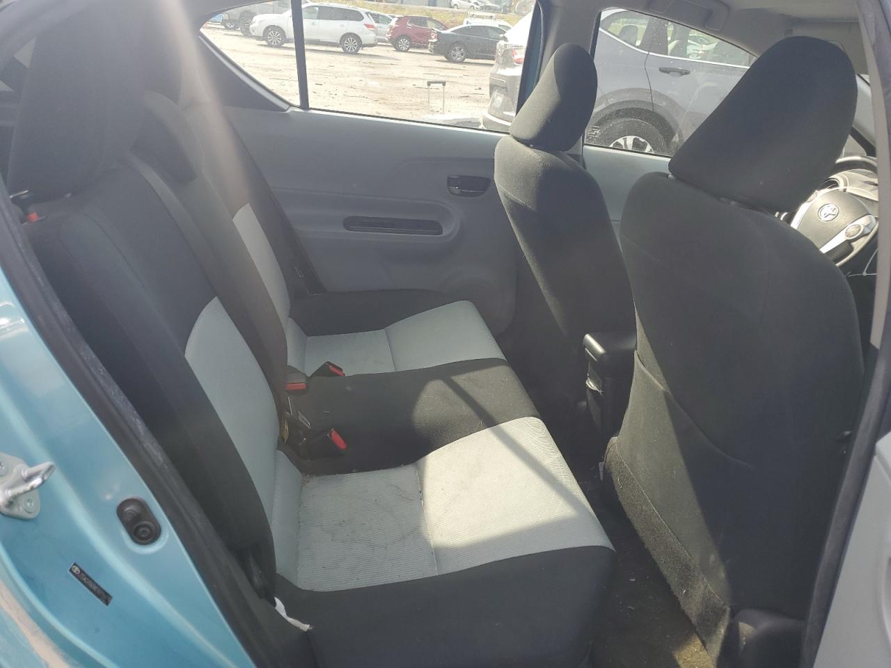 2014 Toyota Prius C VIN: JTDKDTB3XE1078874 Lot: 80961805