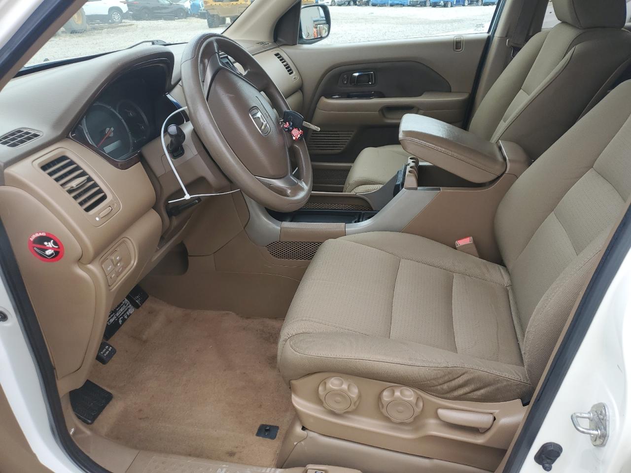 2007 Honda Pilot Lx VIN: 5FNYF28107B004152 Lot: 84052695