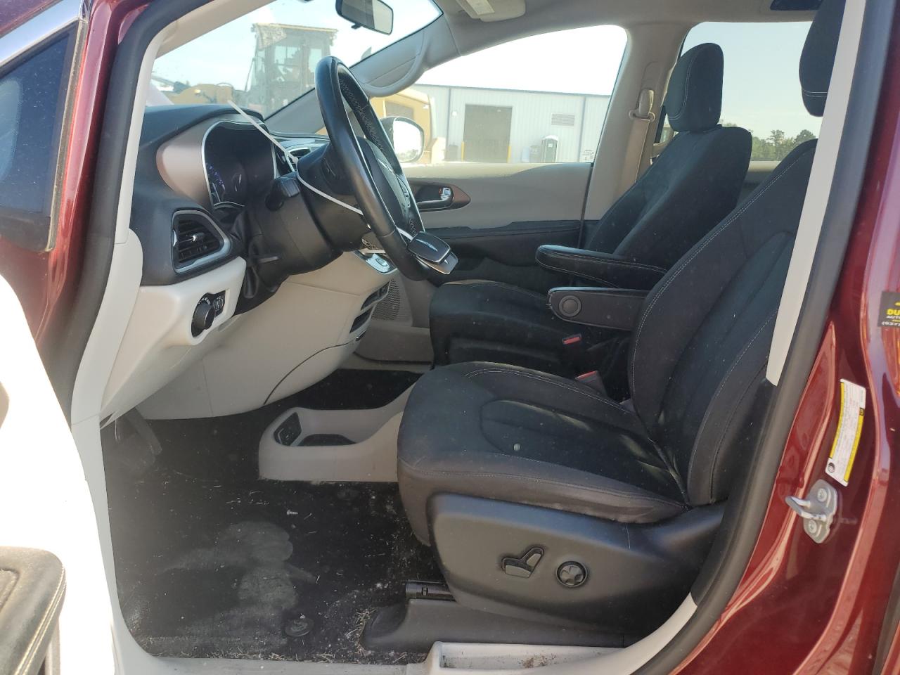 2020 Chrysler Voyager Lx VIN: 2C4RC1CG9LR107782 Lot: 71768785