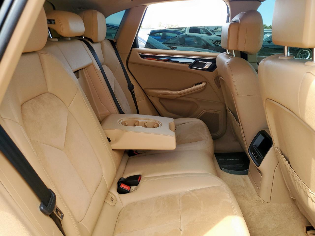 2015 Porsche Macan S VIN: WP1AB2A54FLB52843 Lot: 71663255