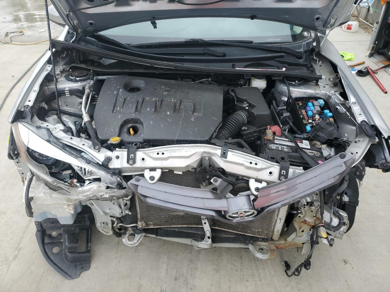 2015 Toyota Corolla L VIN: 2T1BURHE3FC330229 Lot: 83857025