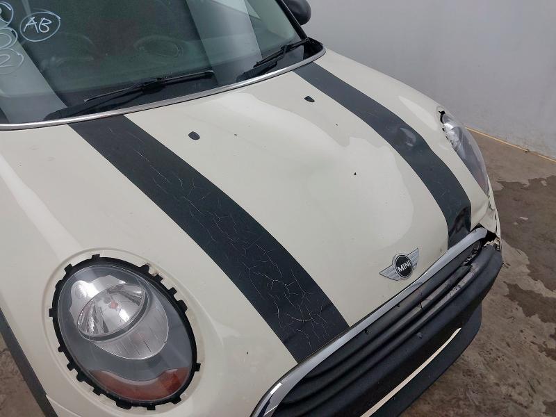 2015 MINI ONE D 