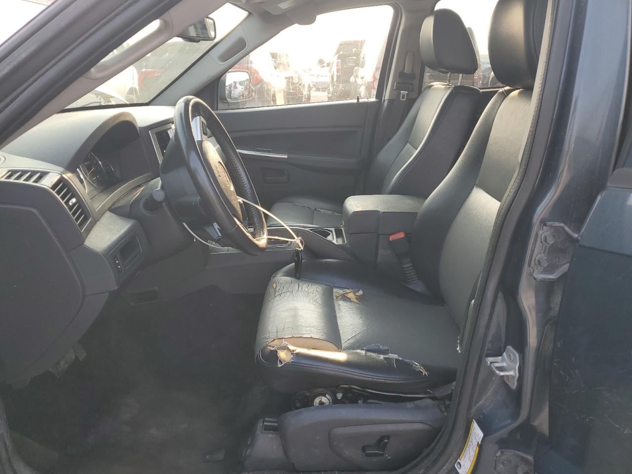 2008 Jeep Grand Cherokee Laredo VIN: 1J8GR48K98C179742 Lot: 70445255