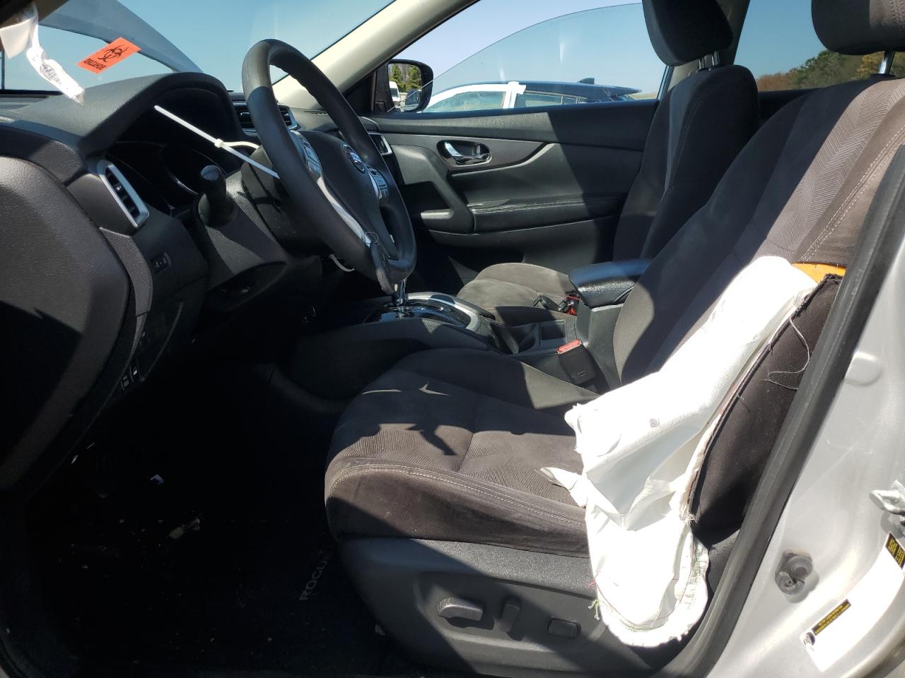 2015 Nissan Rogue S VIN: KNMAT2MV8FP546655 Lot: 71881565