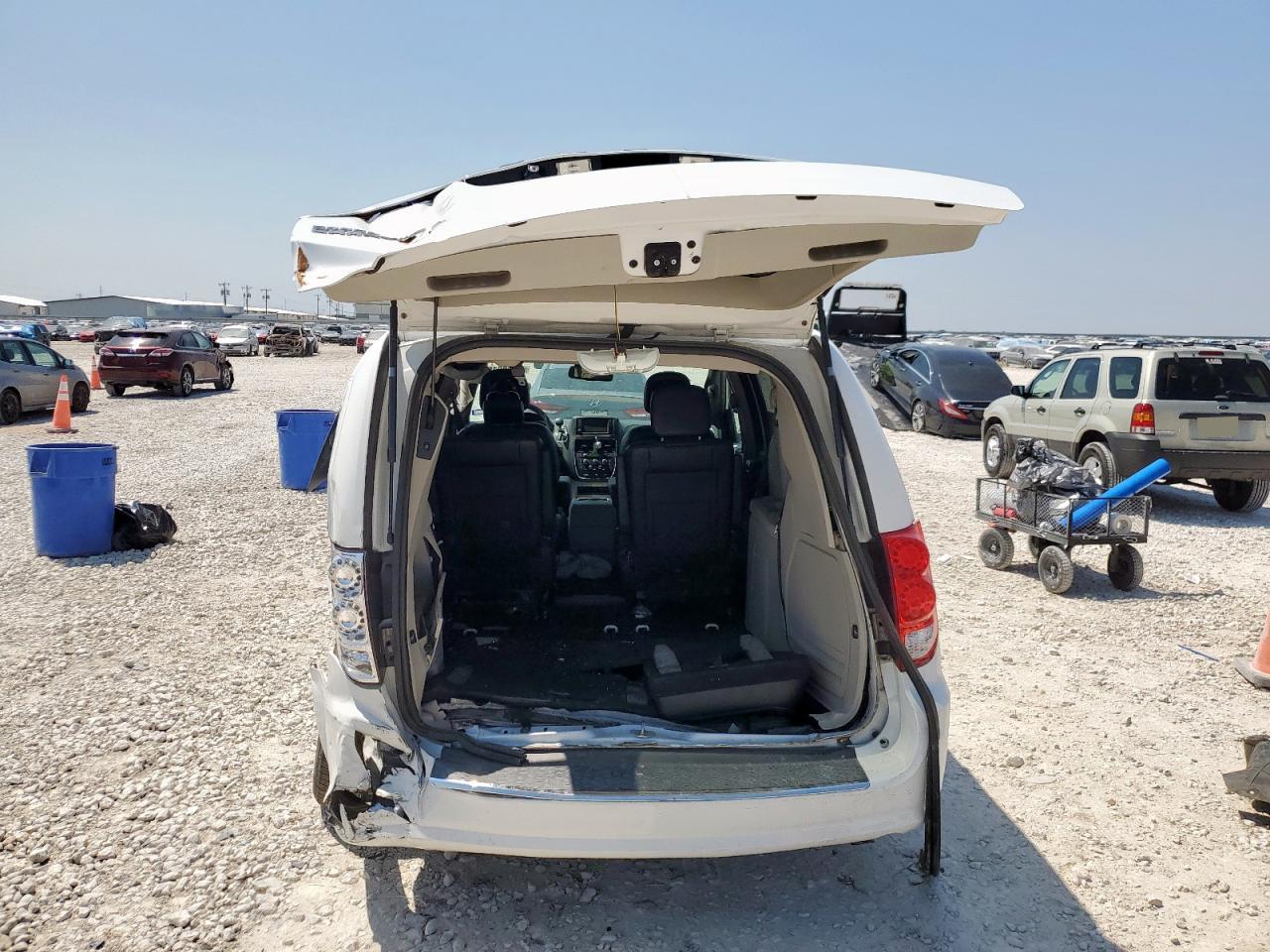 2019 Dodge Grand Caravan Sxt VIN: 2C4RDGCG7KR643211 Lot: 71288105