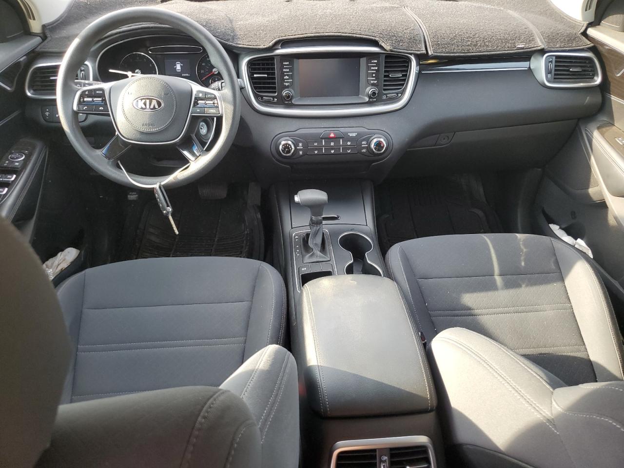 2019 Kia Sorento L VIN: 5XYPG4A39KG476674 Lot: 72074685