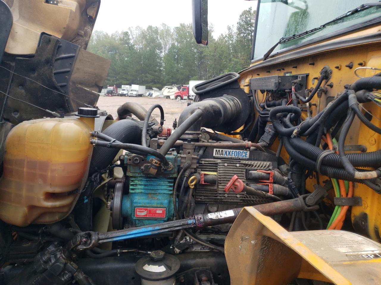 2009 Ic Corporation 3000 Ce VIN: 3827 Lot: 80441135