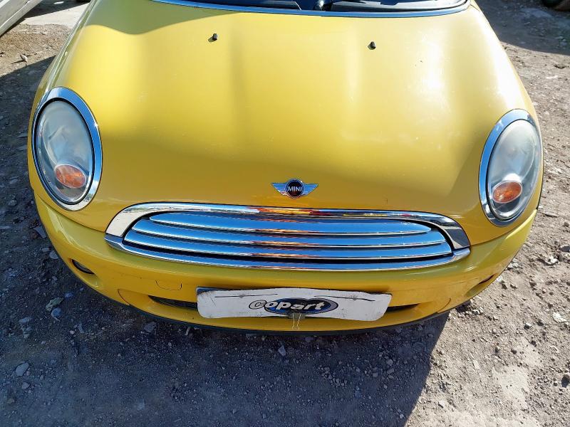 2009 MINI COOPER 