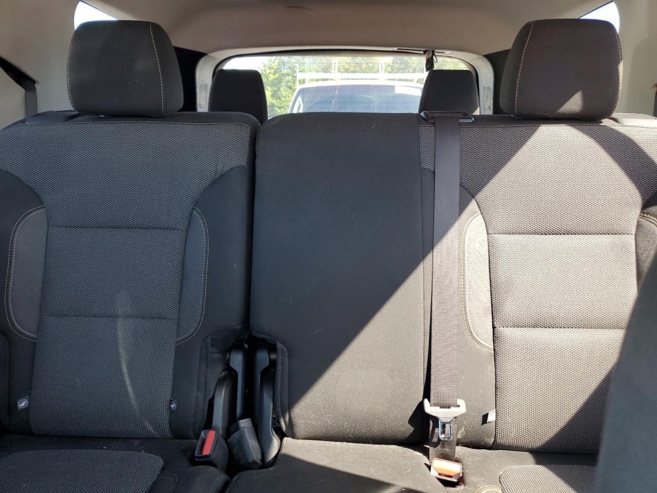 2019 Chevrolet Traverse Ls VIN: 1GNEVFKW8KJ129264 Lot: 70876325