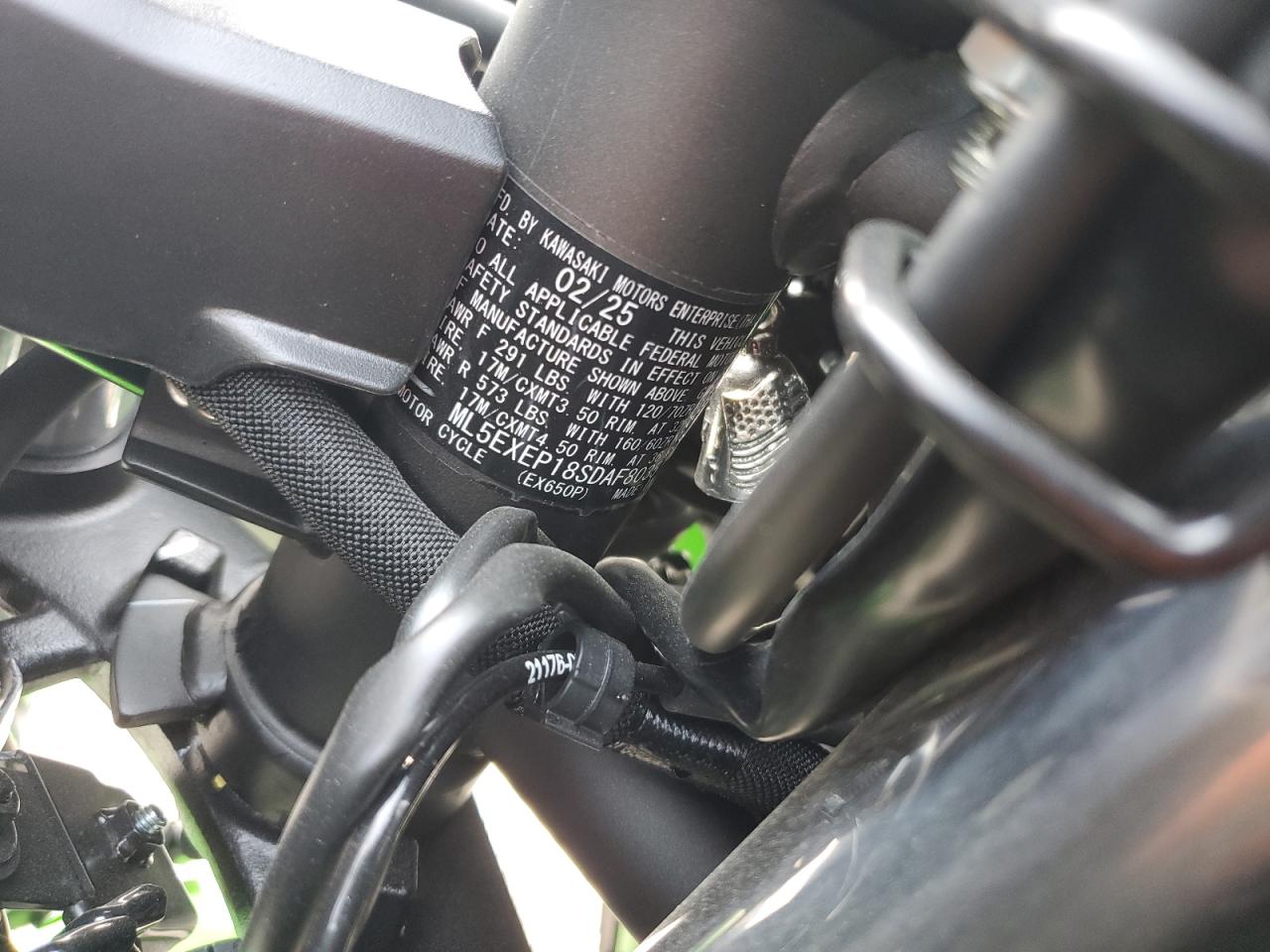 2025 Kawasaki Ex650 P VIN: ML5EXEP18SDAF8035 Lot: 71791395