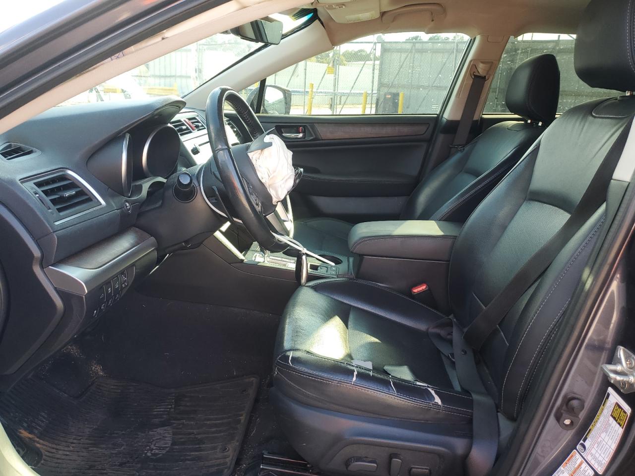 2017 Subaru Outback 2.5I Limited VIN: 4S4BSANC5H3411993 Lot: 84541835