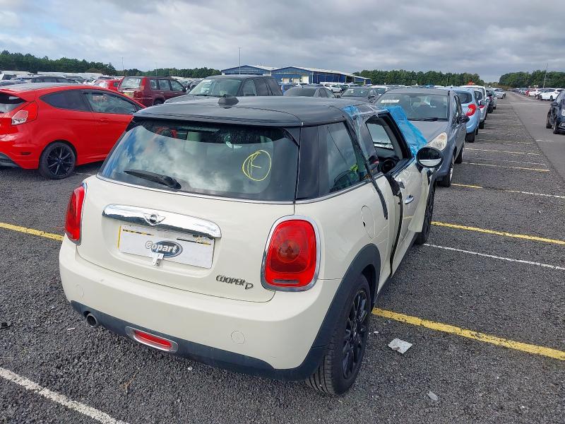 2014 MINI COOPER D 