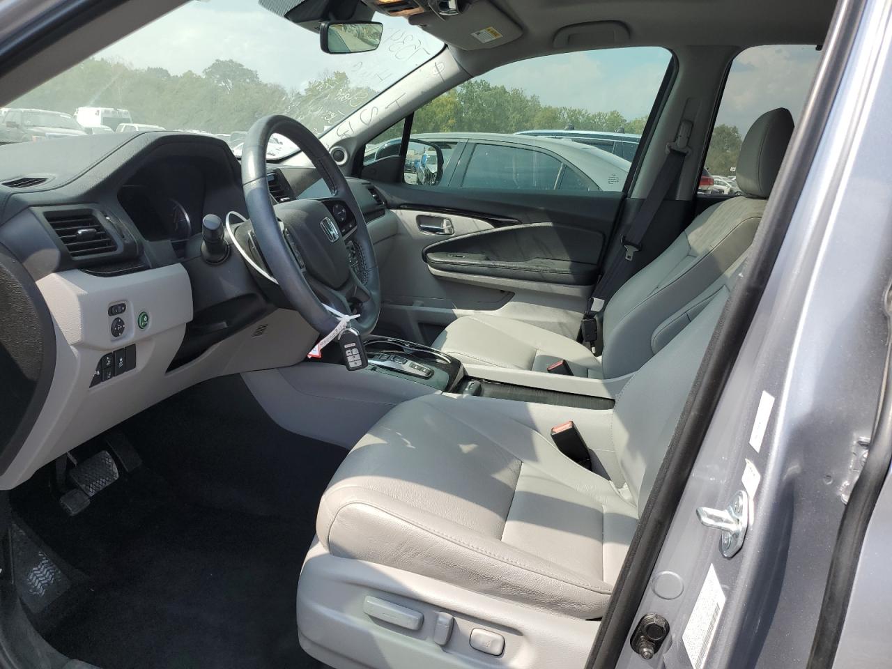 2022 Honda Pilot Touring VIN: 5FNYF5H62NB034375 Lot: 81314235