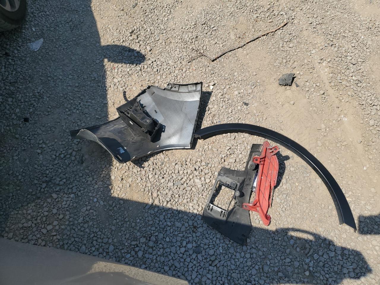 2017 Buick Encore Essence VIN: KL4CJCSB6HB135181 Lot: 80173775