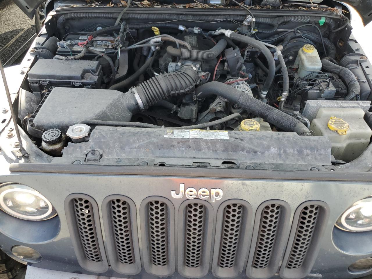 2008 Jeep Wrangler X VIN: 1J4FA241X8L617822 Lot: 81800925