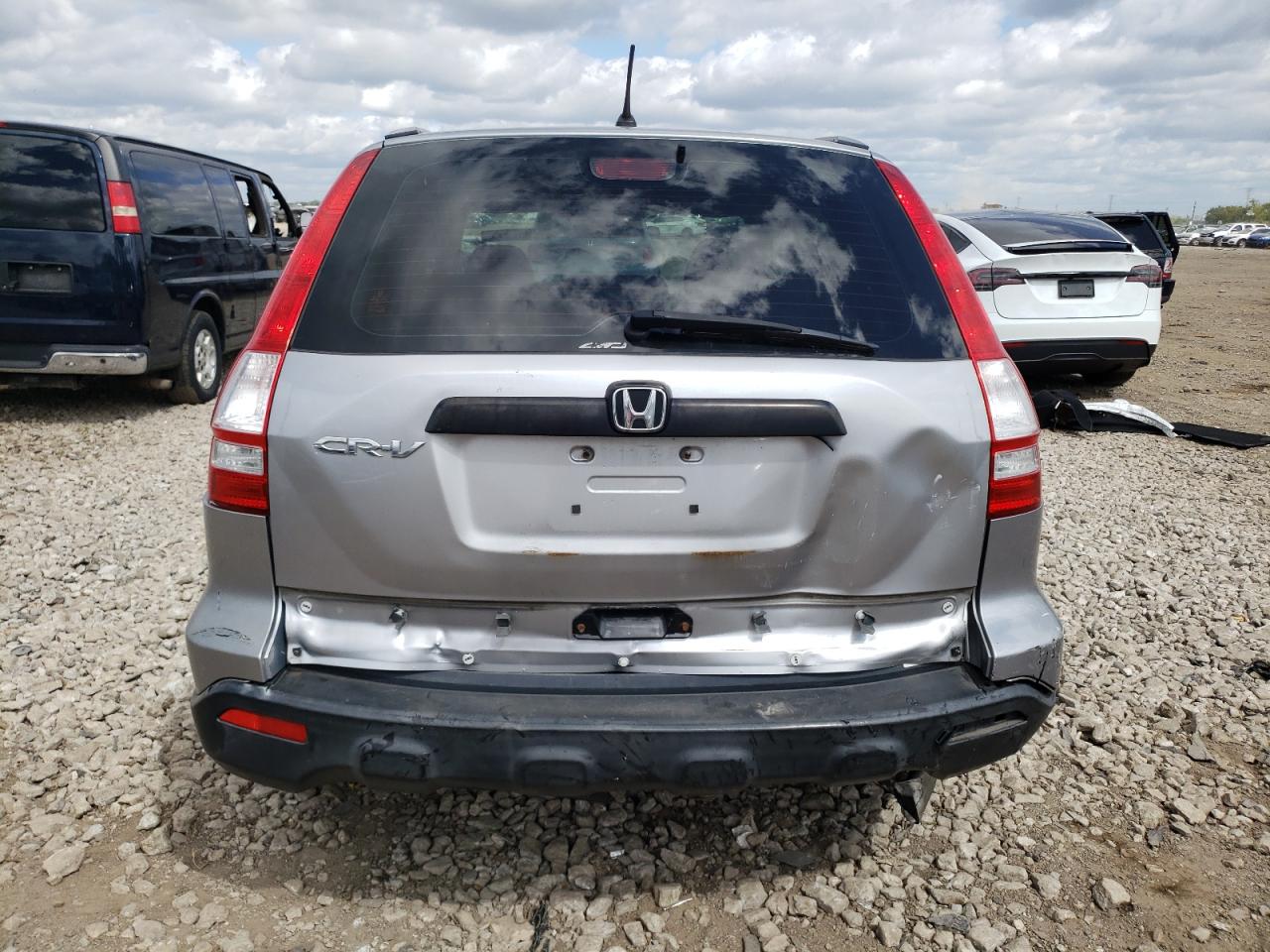 2008 Honda Cr-V Lx VIN: JHLRE48388C056764 Lot: 71907465