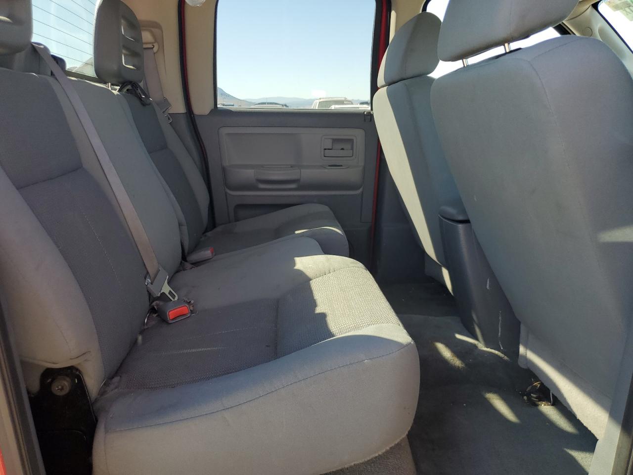 2005 Dodge Dakota Quad Slt VIN: 1D7HW48N15S169809 Lot: 83867195