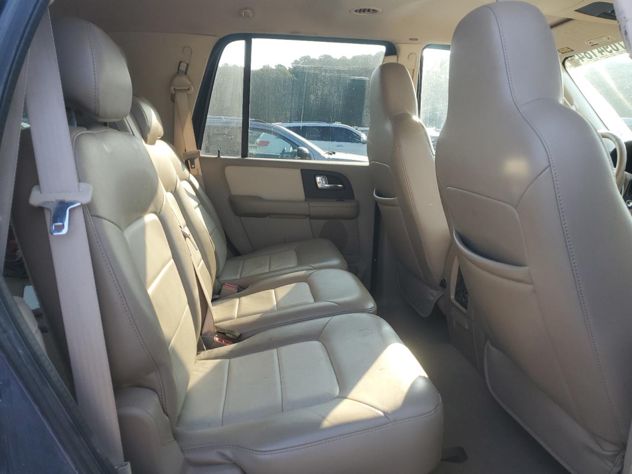 2005 Ford Expedition Eddie Bauer VIN: 1FMFU17555LA35561 Lot: 70941845