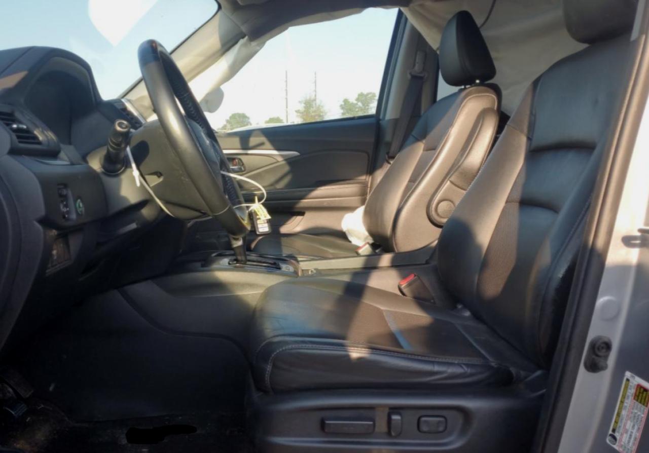 2017 Honda Ridgeline Rtl VIN: 5FPYK3F6XHB010520 Lot: 72064055