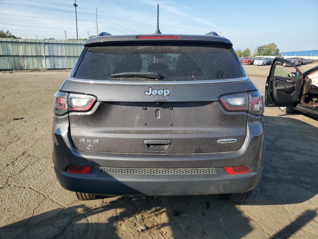 2024 Jeep Compass Latitude Lux VIN: 3C4NJDFN1RT127319 Lot: 80584585