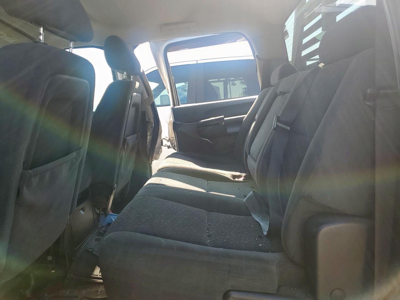 2008 Chevrolet Silverado K3500 VIN: 1GCJK33698F143893 Lot: 80317935