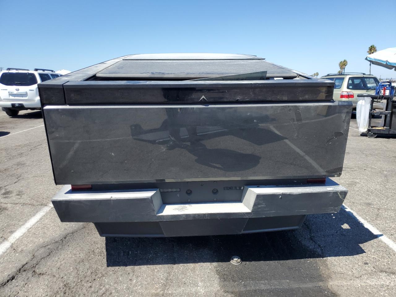 2024 Tesla Cybertruck VIN: 7G2CEHED7RA007061 Lot: 71506935