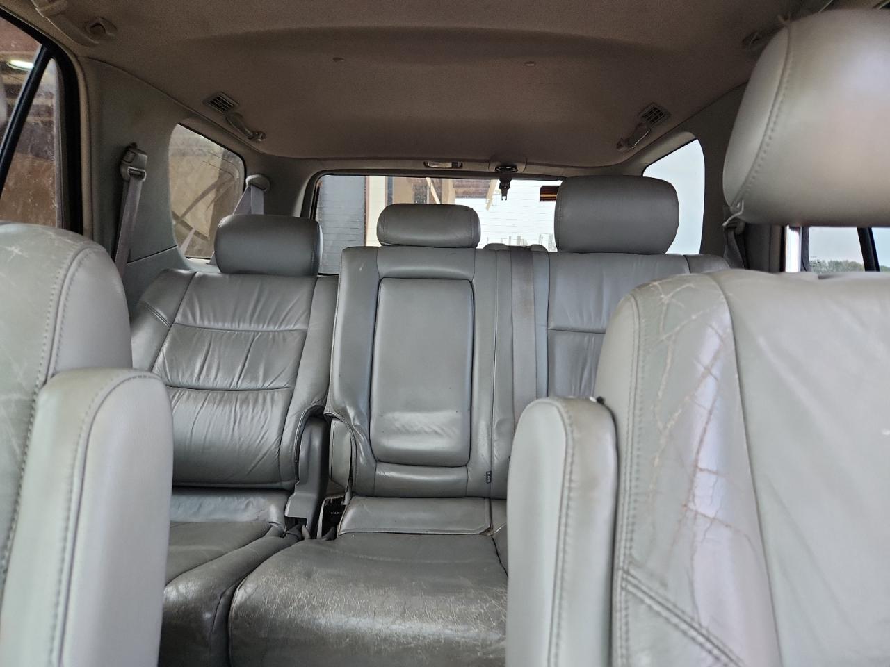 2004 Toyota Sequoia Sr5 VIN: 5TDZT34A54S233491 Lot: 81709835