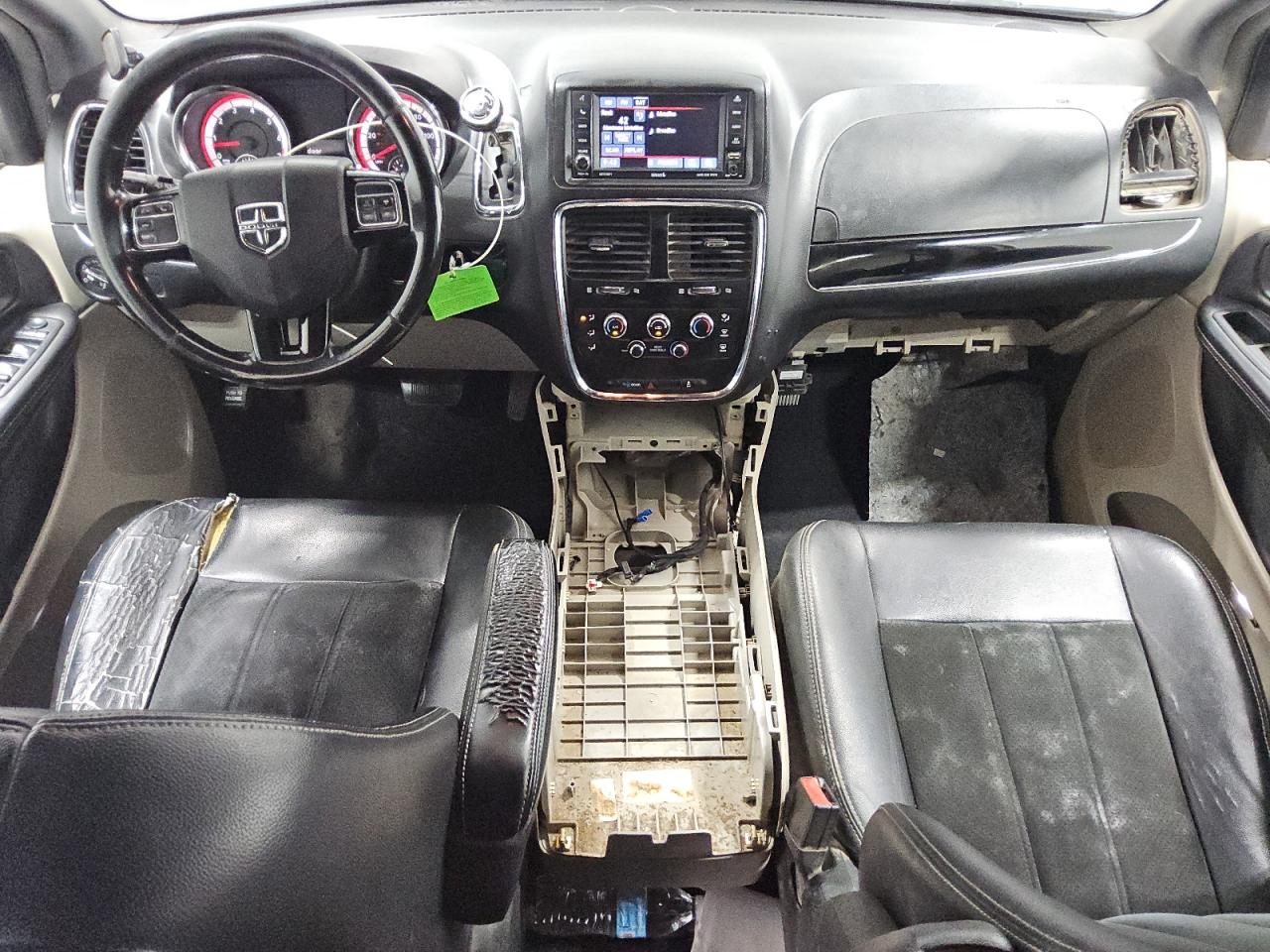 2017 Dodge Grand Caravan Sxt VIN: 2C4RDGCG0HR847924 Lot: 81512055