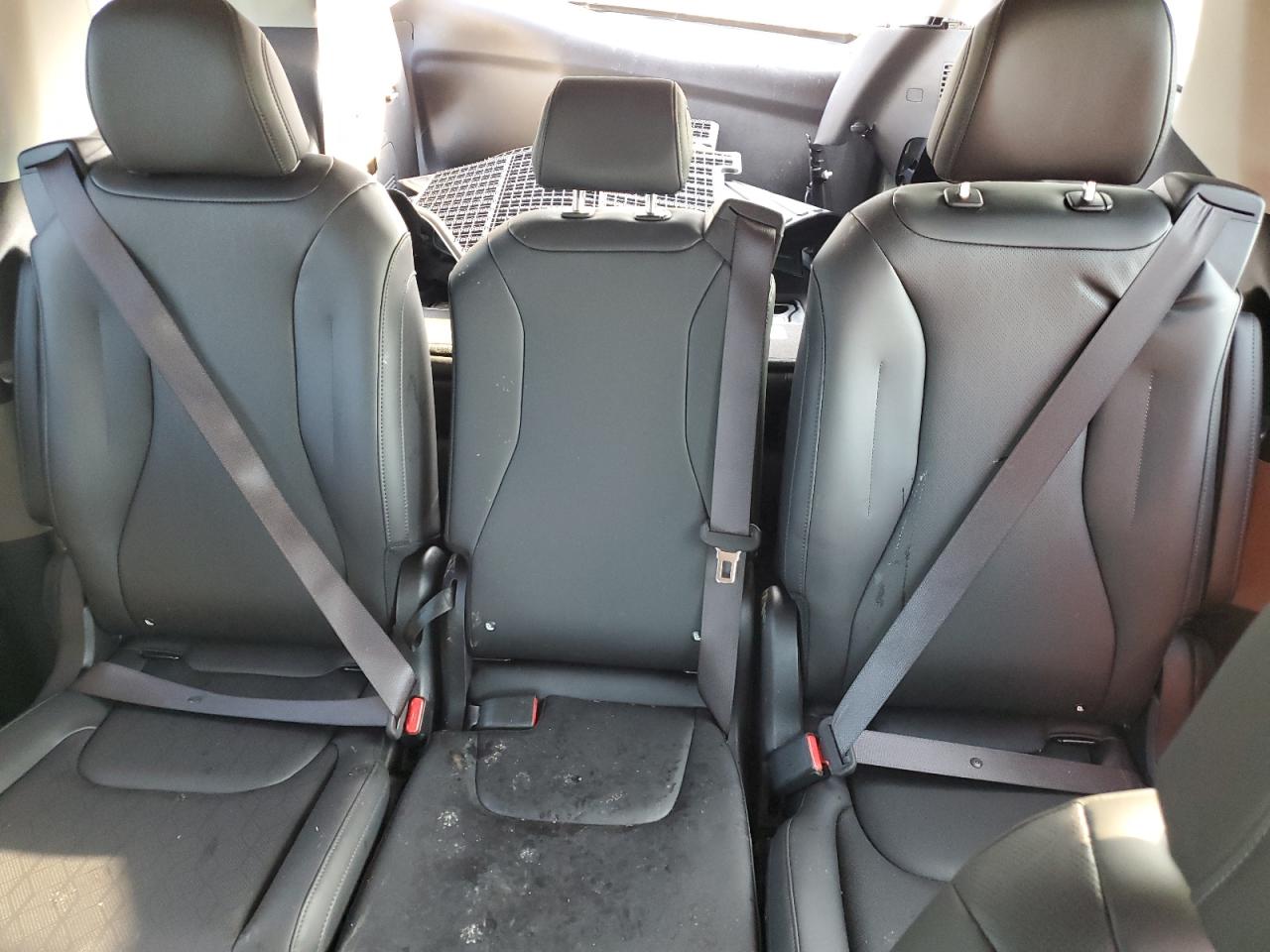 2025 Kia Carnival Lx VIN: KNDNB5K32S6540423 Lot: 81151445