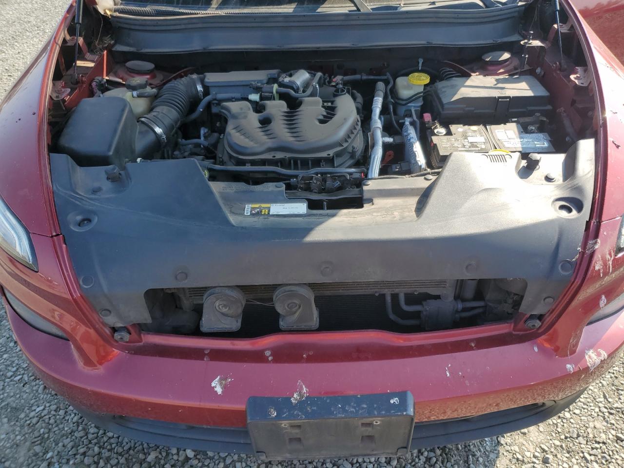 2016 Jeep Cherokee Latitude VIN: 1C4PJMCS4GW310594 Lot: 80718845