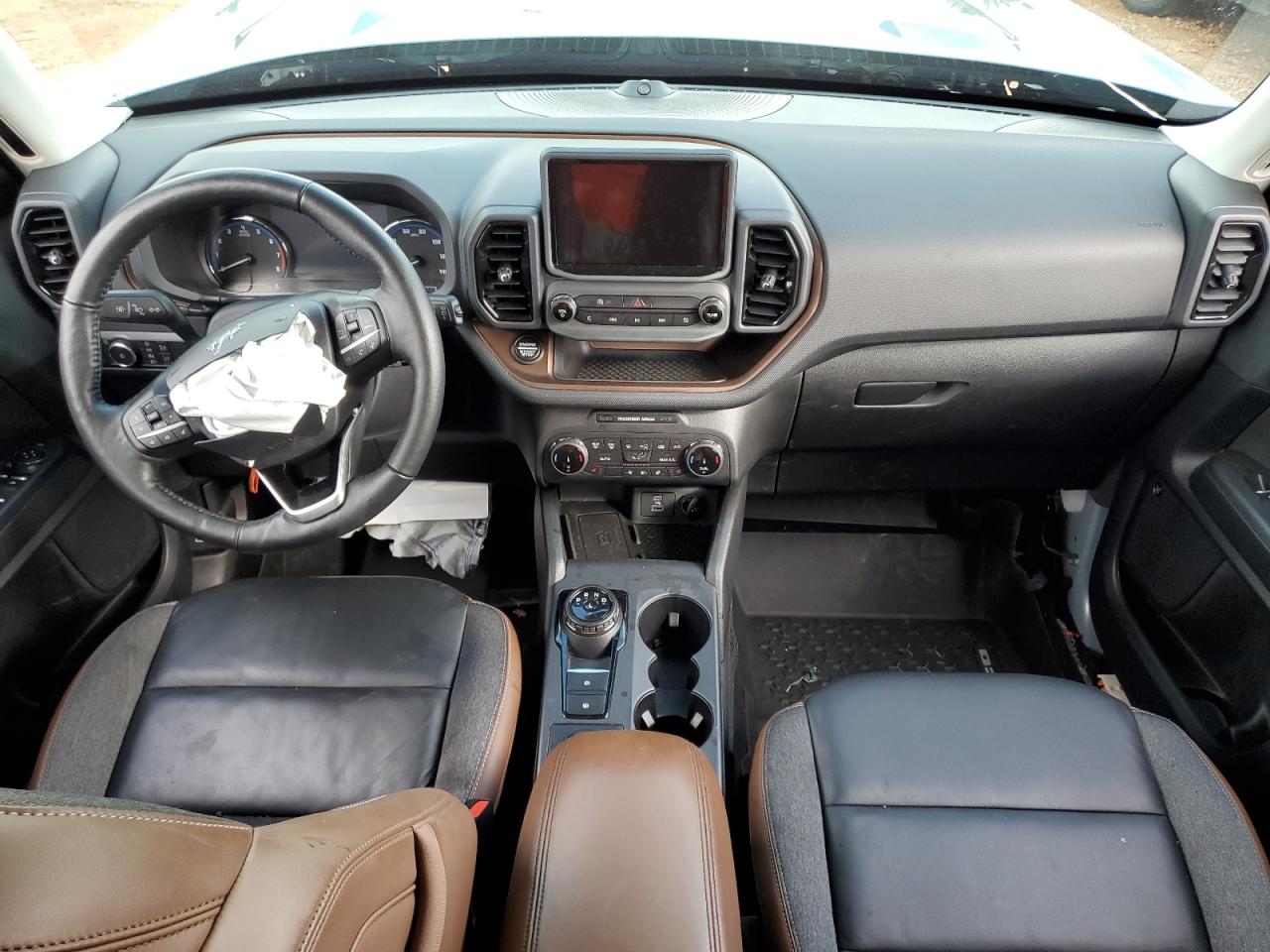 2022 Ford Bronco Sport Outer Banks VIN: 3FMCR9C63NRE13038 Lot: 83972935