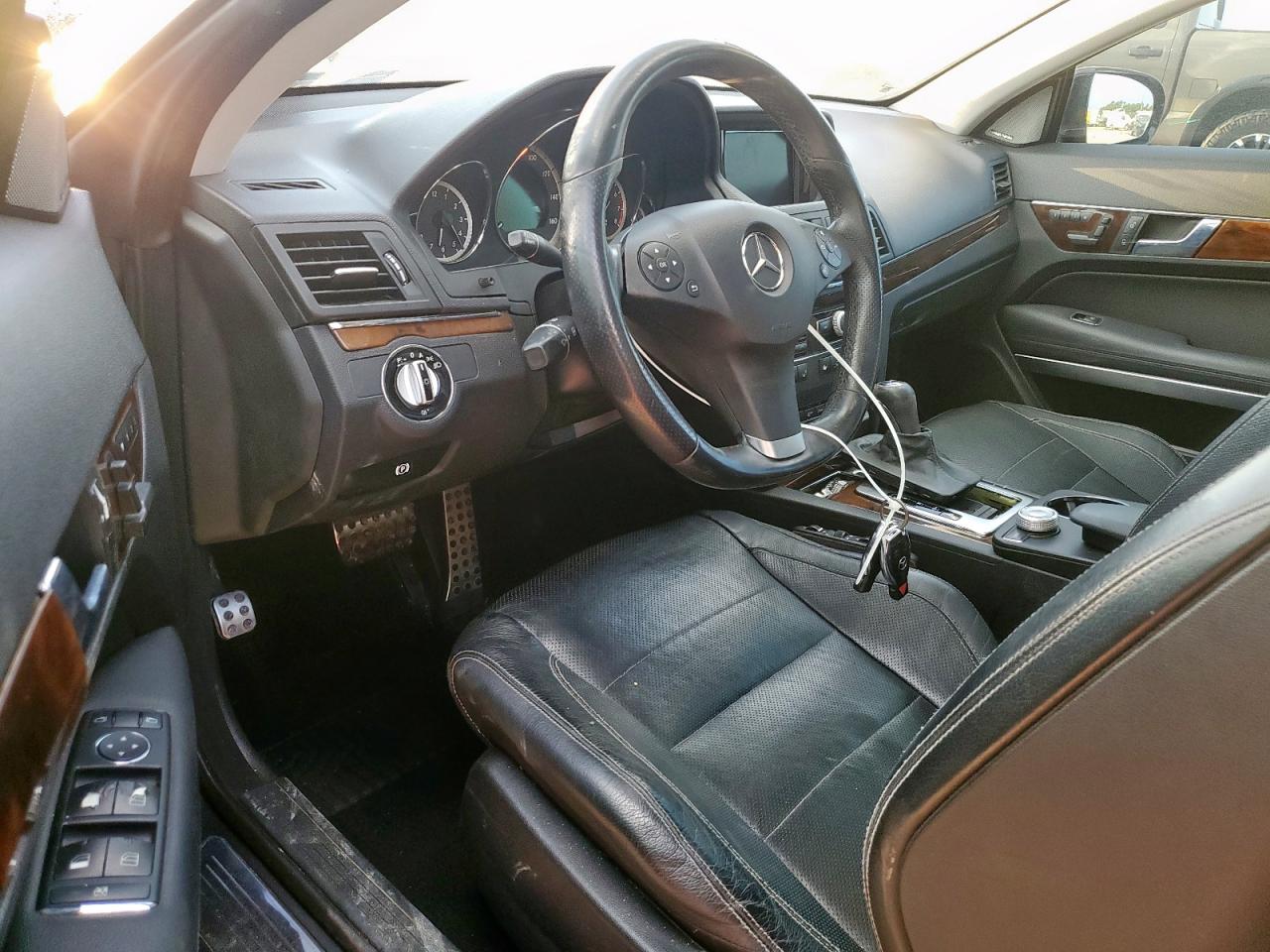 2010 Mercedes-Benz E 550 VIN: WDDKJ7CB8AF016981 Lot: 71729515