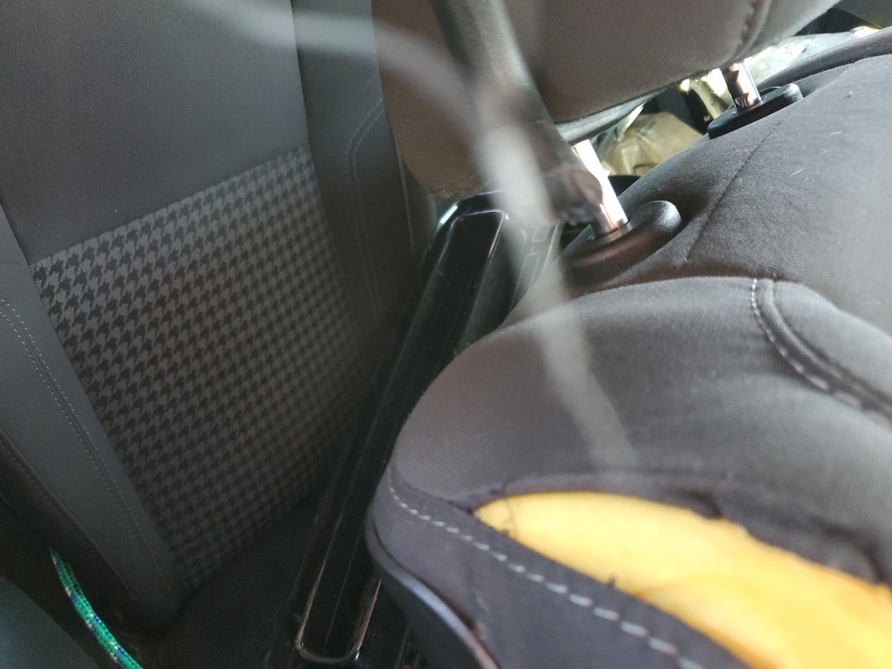 2016 Dodge Challenger R/T VIN: 2C3CDZBT2GH315471 Lot: 83994975