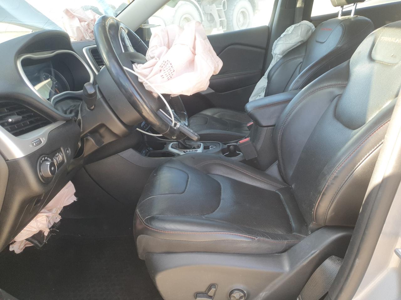 2018 Jeep Cherokee Trailhawk VIN: 1C4PJMBXXJD599027 Lot: 80025935