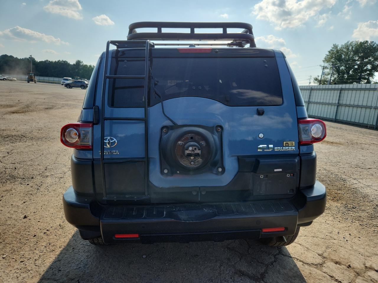 2014 Toyota Fj Cruiser VIN: JTEBU4BF5EK197518 Lot: 69773115