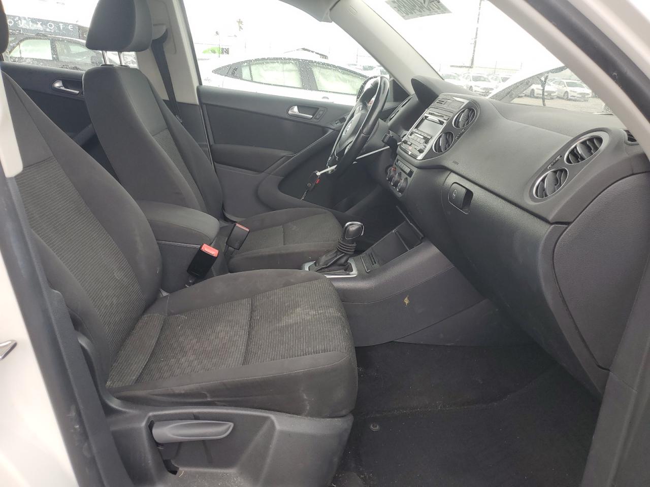 2013 Volkswagen Tiguan S VIN: WVGAV7AX3DW545490 Lot: 81349485