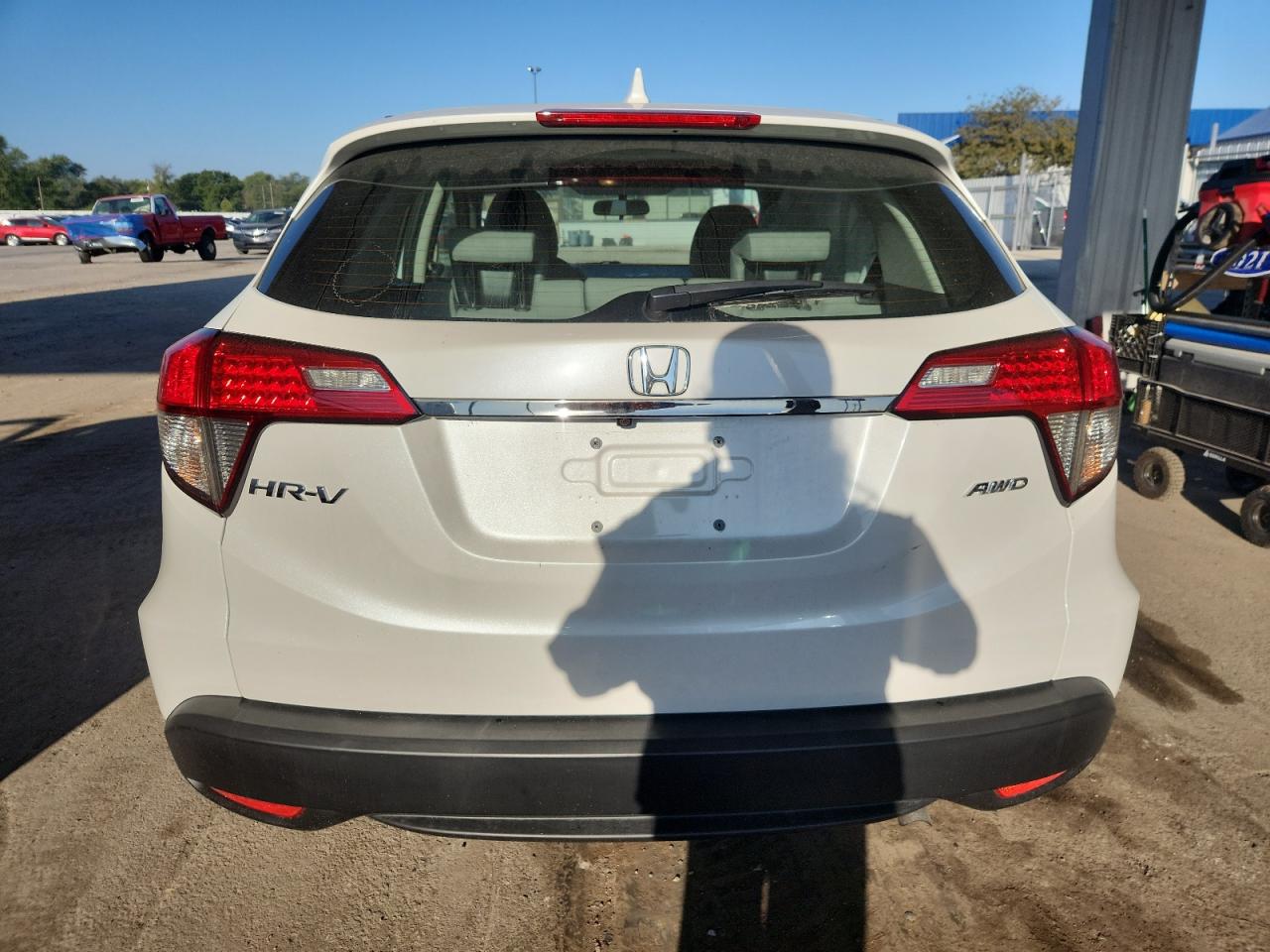 2022 Honda Hr-V Lx VIN: 3CZRU6H38NM711408 Lot: 81851845